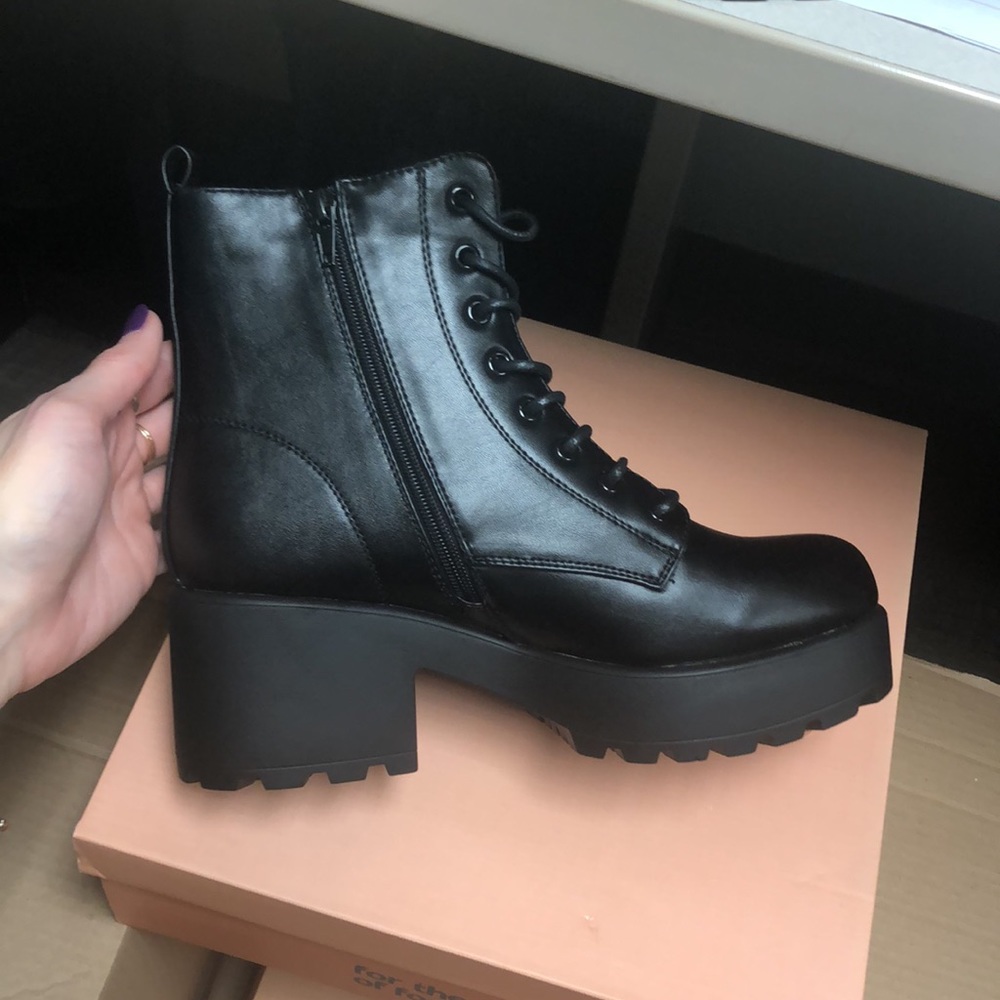 Koi GIN Platform Chunky Boots
